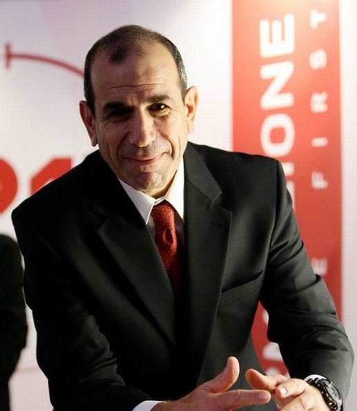 Act Independently / By Ami Ayalon, Orni Petruschka, Gilead Sher